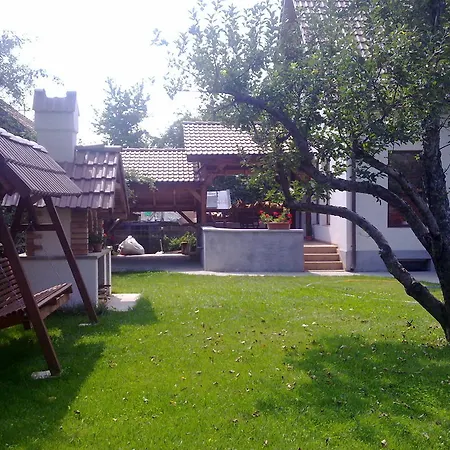 Gasthuis Casa Dancs 2*